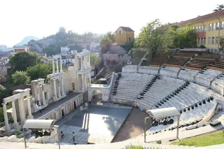 Hotel Dali Plovdiv 3*,
